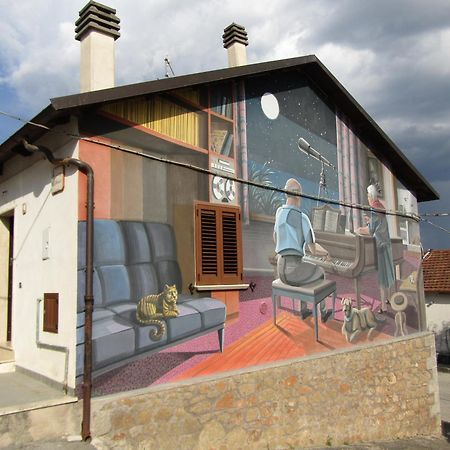 Villa Eteld El Tiempo En La Distancia à Aielli Extérieur photo